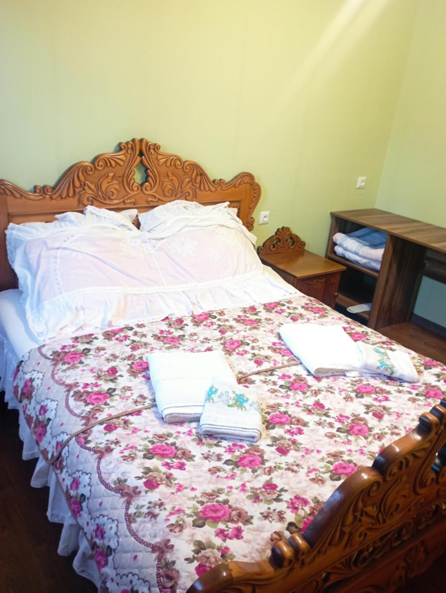 Hotel Nikea Paradiso Kutaisi Esterno foto