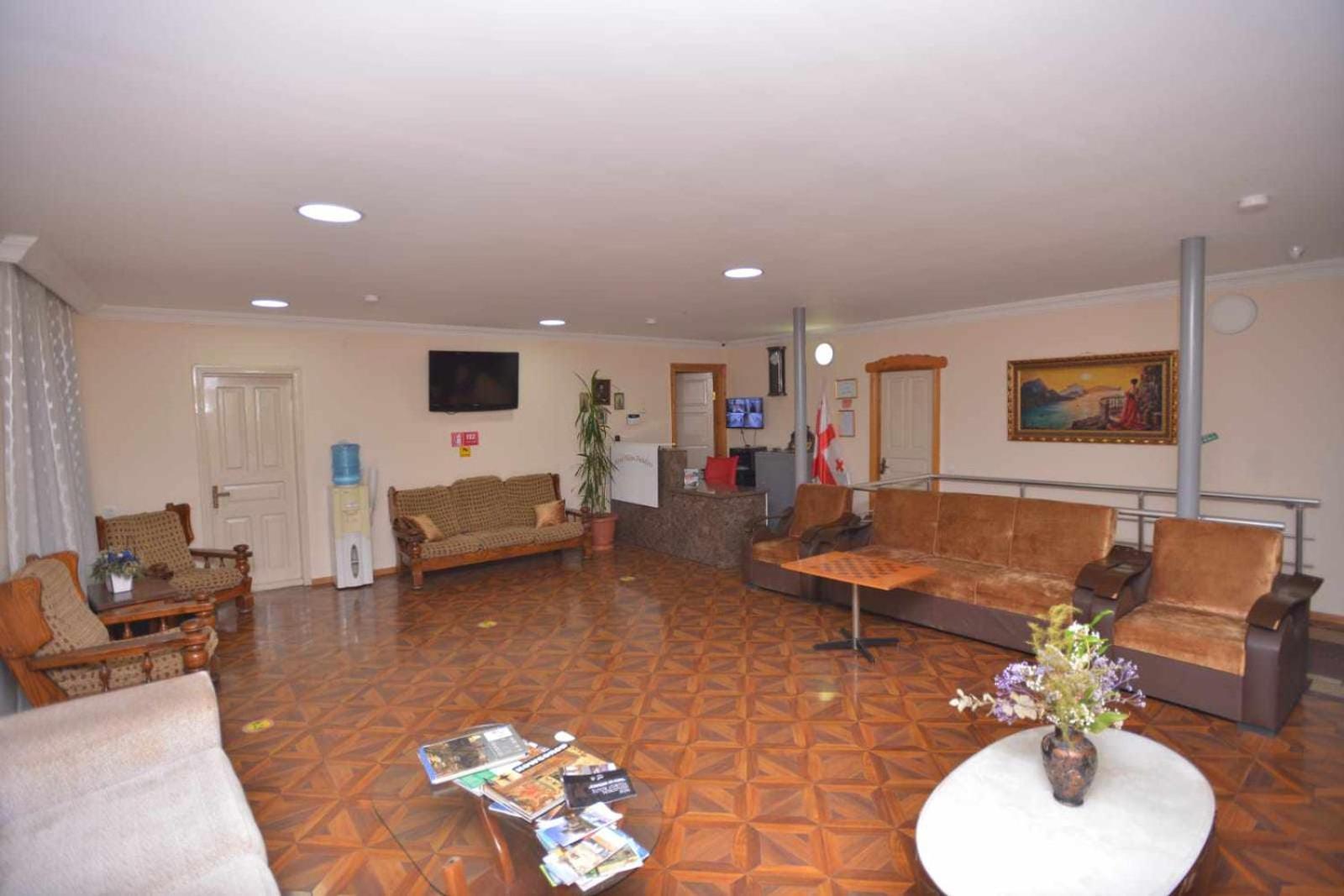 Hotel Nikea Paradiso Kutaisi Esterno foto